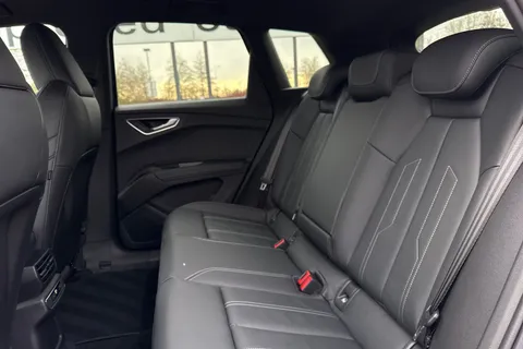 13 of 65 for Audi Q4 e-tron 40 Black Edition SUV 5dr Electric Auto 63kWh (204 ps)