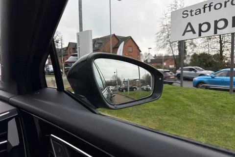 17 of 65 for Audi Q4 e-tron 40 Black Edition SUV 5dr Electric Auto 63kWh (204 ps)