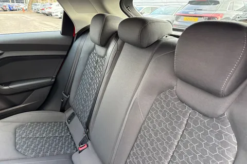 DG73BWJ Audi A1 Sport 30 TFSI  110 PS 6-speed Thumbnail #20