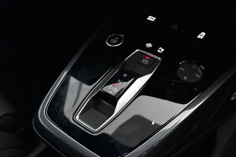 19 of 65 for Audi Q4 e-tron 40 Black Edition SUV 5dr Electric Auto 63kWh (204 ps)