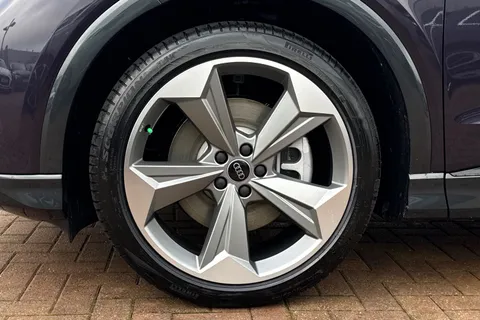 22 of 65 for Audi Q4 e-tron 40 Black Edition SUV 5dr Electric Auto 63kWh (204 ps)