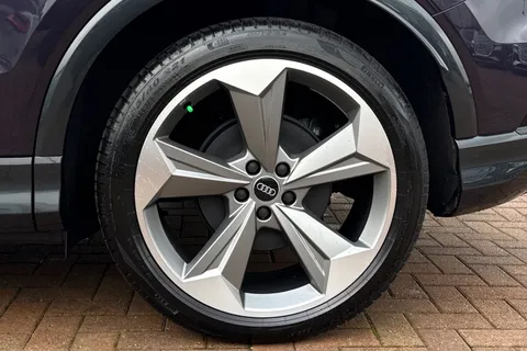 23 of 65 for Audi Q4 e-tron 40 Black Edition SUV 5dr Electric Auto 63kWh (204 ps)