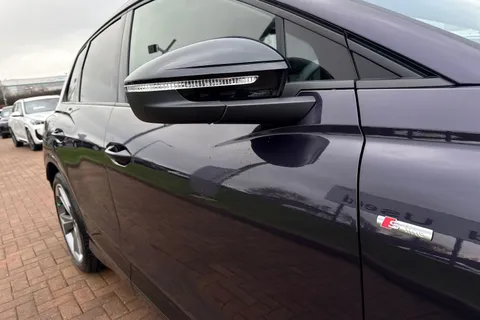 27 of 65 for Audi Q4 e-tron 40 Black Edition SUV 5dr Electric Auto 63kWh (204 ps)