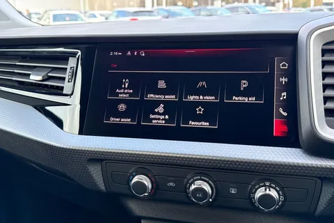 DG73BWJ Audi A1 Sport 30 TFSI  110 PS 6-speed Thumbnail #38