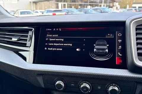 DG73BWJ Audi A1 Sport 30 TFSI  110 PS 6-speed Thumbnail #41