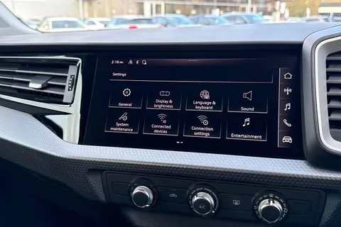 DG73BWJ Audi A1 Sport 30 TFSI  110 PS 6-speed Thumbnail #43