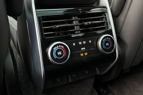 19 of 51 for Land Rover Range Rover 3.0 D300 HSE 5dr