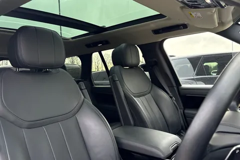 22 of 51 for Land Rover Range Rover 3.0 D300 HSE 5dr