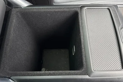 49 of 51 for Land Rover Range Rover 3.0 D300 HSE 5dr