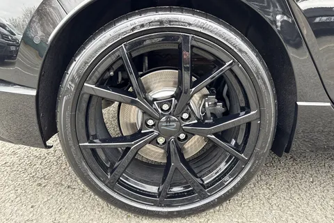  Volkswagen Golf 2.0 TSI R Black Edition DSG 4Motion Euro 6 (s/s) 5dr Thumbnail #12