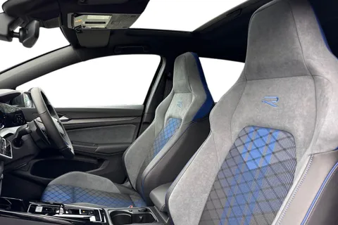  Volkswagen Golf 2.0 TSI R Black Edition DSG 4Motion Euro 6 (s/s) 5dr Thumbnail #15