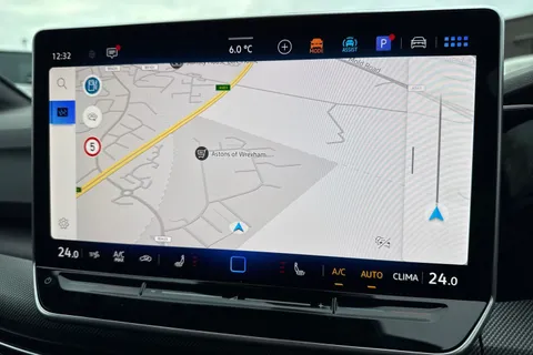  Volkswagen Golf 2.0 TSI R Black Edition DSG 4Motion Euro 6 (s/s) 5dr Thumbnail #16