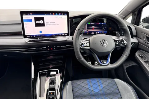  Volkswagen Golf 2.0 TSI R Black Edition DSG 4Motion Euro 6 (s/s) 5dr Thumbnail #17