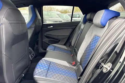  Volkswagen Golf 2.0 TSI R Black Edition DSG 4Motion Euro 6 (s/s) 5dr Thumbnail #33