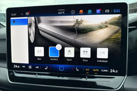  Volkswagen Golf 2.0 TSI R Black Edition DSG 4Motion Euro 6 (s/s) 5dr Thumbnail #47