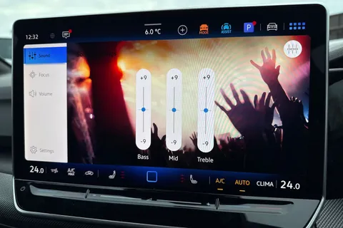  Volkswagen Golf 2.0 TSI R Black Edition DSG 4Motion Euro 6 (s/s) 5dr Thumbnail #54