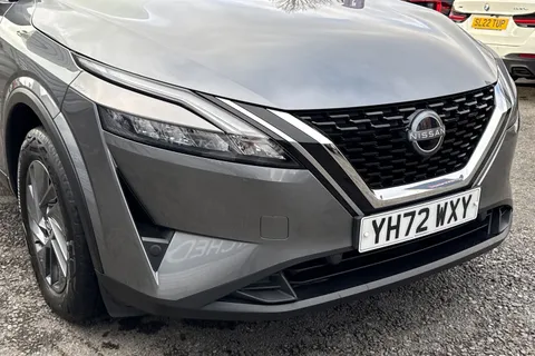 YH72WXY Nissan Qashqai 1.3 DIG-T MHEV Acenta Premium Euro 6 (s/s) 5dr Thumbnail #9