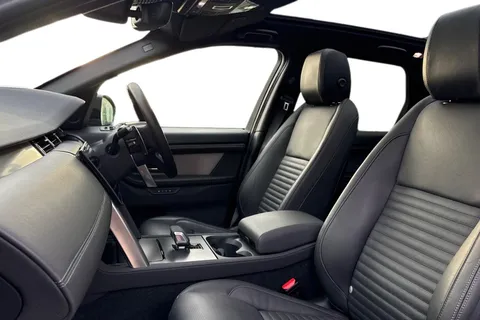 KM74XLX Land Rover Discovery Sport 2.0 D200 Dynamic HSE 5dr Thumbnail #4