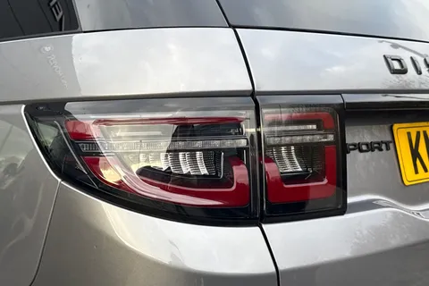 KM74XLX Land Rover Discovery Sport 2.0 D200 Dynamic HSE 5dr Thumbnail #21