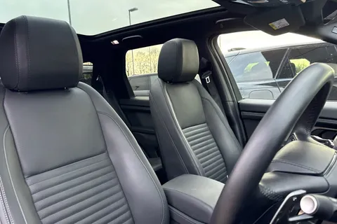 KM74XLX Land Rover Discovery Sport 2.0 D200 Dynamic HSE 5dr Thumbnail #23