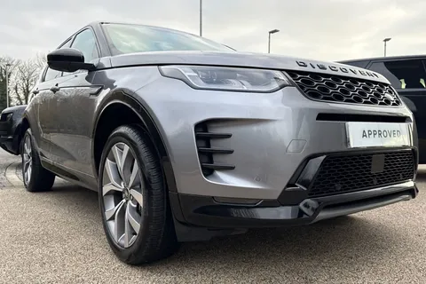 KM74XLX Land Rover Discovery Sport 2.0 D200 Dynamic HSE 5dr Thumbnail #32