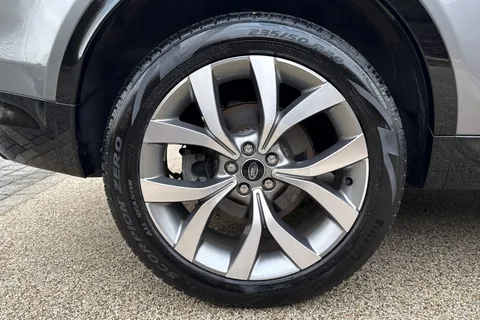 KM74XLX Land Rover Discovery Sport 2.0 D200 Dynamic HSE 5dr Thumbnail #36