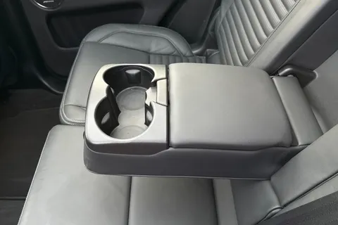 KM74XLX Land Rover Discovery Sport 2.0 D200 Dynamic HSE 5dr Thumbnail #44