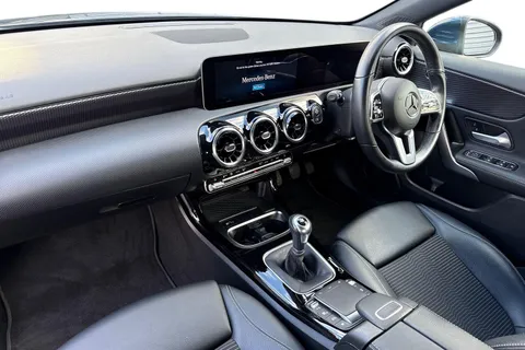 KV70UWB Mercedes-Benz A Class 1.3 A180 Sport (Executive) Euro 6 (s/s) 5dr Thumbnail #16
