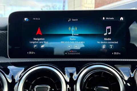 KV70UWB Mercedes-Benz A Class 1.3 A180 Sport (Executive) Euro 6 (s/s) 5dr Thumbnail #18