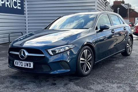 KV70UWB Mercedes-Benz A Class 1.3 A180 Sport (Executive) Euro 6 (s/s) 5dr Thumbnail #26