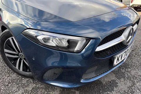 KV70UWB Mercedes-Benz A Class 1.3 A180 Sport (Executive) Euro 6 (s/s) 5dr Thumbnail #34