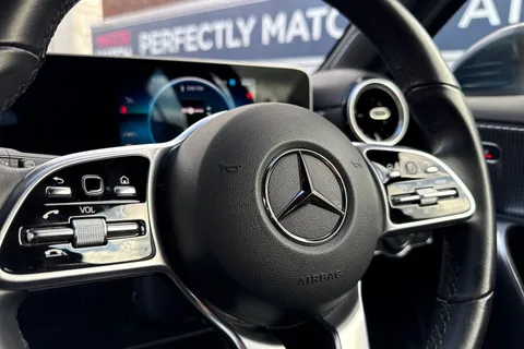 KV70UWB Mercedes-Benz A Class 1.3 A180 Sport (Executive) Euro 6 (s/s) 5dr Thumbnail #48