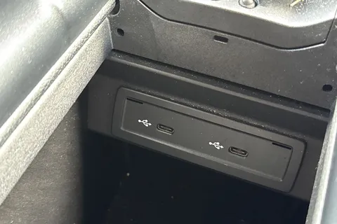 KV70UWB Mercedes-Benz A Class 1.3 A180 Sport (Executive) Euro 6 (s/s) 5dr Thumbnail #49