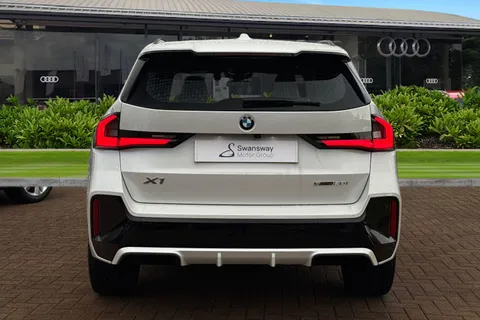 DY73OZV BMW X1 1.5 20i MHT M Sport DCT sDrive Euro 6 (s/s) 5dr Thumbnail #5