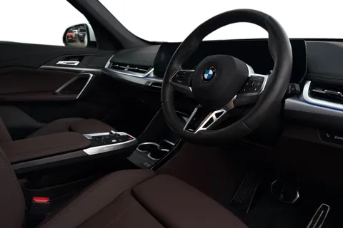 DY73OZV BMW X1 1.5 20i MHT M Sport DCT sDrive Euro 6 (s/s) 5dr Thumbnail #8