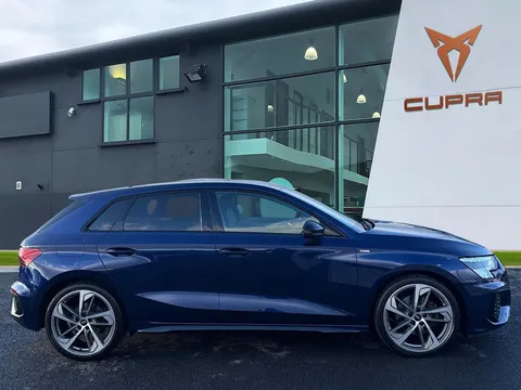 KT23FAA Audi A3 1.5 TFSI 35 Edition 1 Sportback S Tronic Euro 6 (s/s) 5dr Thumbnail #4