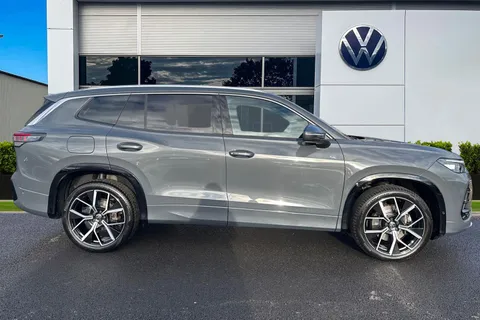 BV25WTT Volkswagen Tayron 1.5 eTSI R-Line 5dr DSG7 [7 Seat] Thumbnail #4