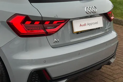 DF22AMV Audi A1 Black Edition 30 TFSI  110 PS S tronic Thumbnail #8