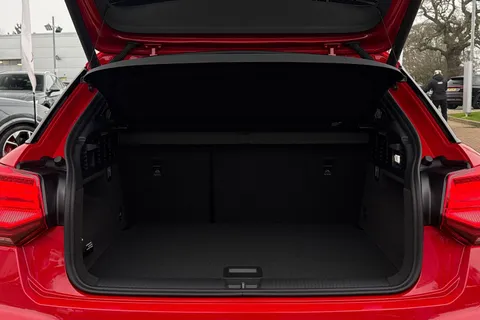  Audi Q2 1.0 TFSI 30 Black Edition Euro 6 (s/s) 5dr Thumbnail #7