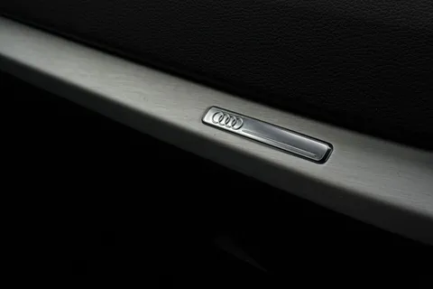  Audi Q2 1.0 TFSI 30 Black Edition Euro 6 (s/s) 5dr Thumbnail #47