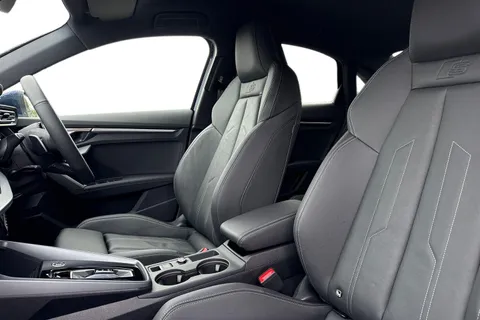  Audi A3 1.5 TFSI S line S Tronic Euro 6 (s/s) 4dr Thumbnail #16