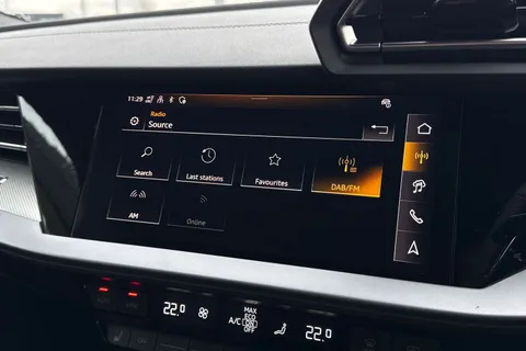  Audi A3 1.5 TFSI S line S Tronic Euro 6 (s/s) 4dr Thumbnail #46