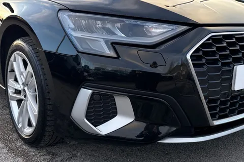 9 of 46 for Audi A3 Sport 30 TFSI 110 PS 6-speed