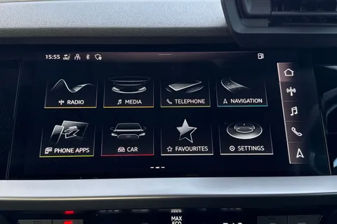 17 of 46 for Audi A3 Sport 30 TFSI 110 PS 6-speed