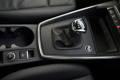 23 of 46 for Audi A3 Sport 30 TFSI 110 PS 6-speed