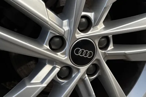 30 of 46 for Audi A3 Sport 30 TFSI 110 PS 6-speed