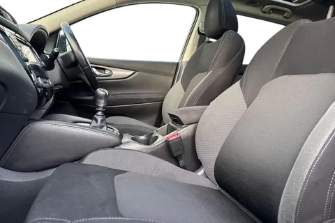 SL67EJC Nissan Qashqai 1.5 dCi N-Connecta 5dr Thumbnail #16