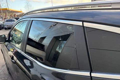 SL67EJC Nissan Qashqai 1.5 dCi N-Connecta 5dr Thumbnail #29