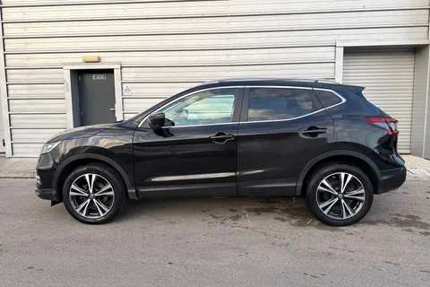 SL67EJC Nissan Qashqai 1.5 dCi N-Connecta 5dr Thumbnail #31