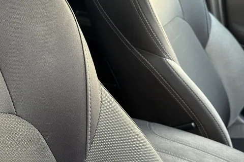 SL67EJC Nissan Qashqai 1.5 dCi N-Connecta 5dr Thumbnail #38